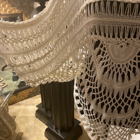 Sweater - Picture 4 of 4